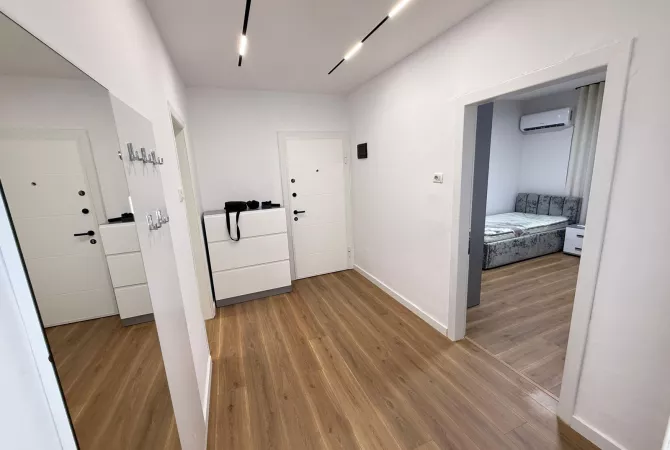 Shtepi me qera Apartament ne Tirane, 2+1, Mobilimi E mobiluar, Pagesa 800  Euro.