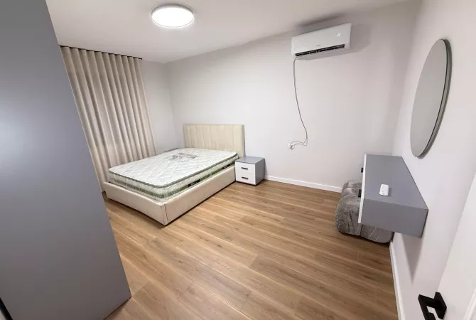 Shtepi me qera Apartament ne Tirane, 2+1, Mobilimi E mobiluar, Pagesa 800  Euro.