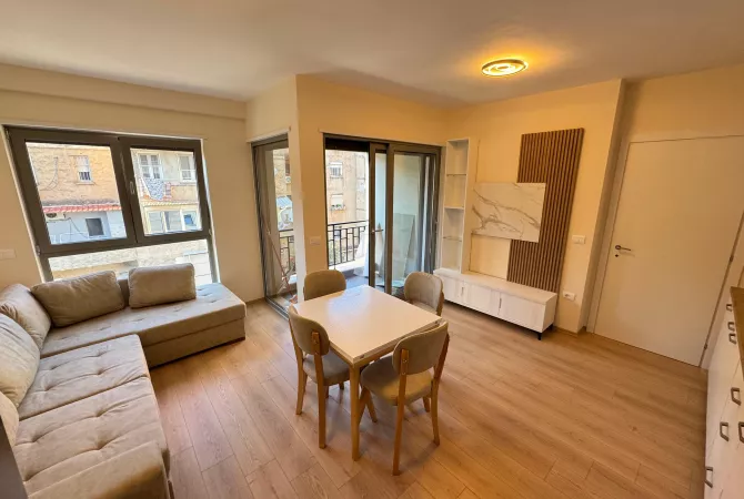 Casa in affitto 1+1 a Tirana - 700 Euro