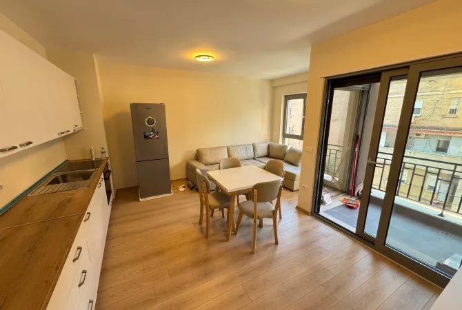 Casa in affitto 1+1 a Tirana - 700 Euro