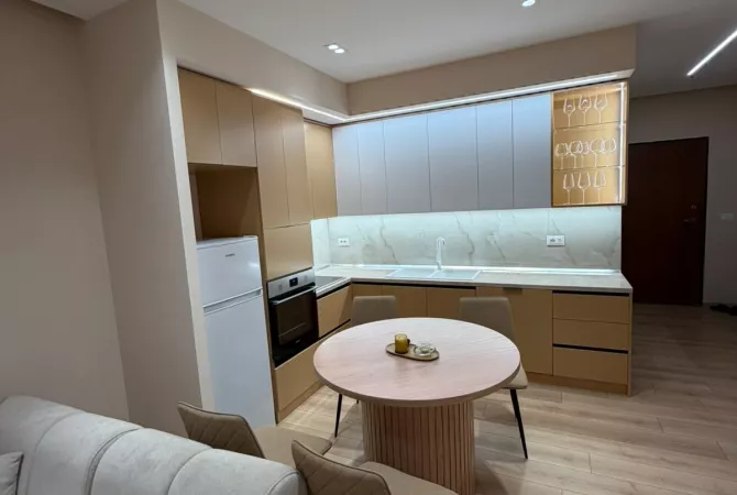 Casa in affitto 2+1 a Tirana - 90,000 Leke
