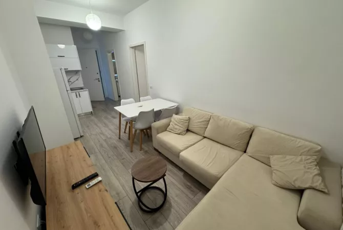 Shtepi me qera Apartament ne Tirane, 1+1, Mobilimi E mobiluar, Pagesa 400  Euro.