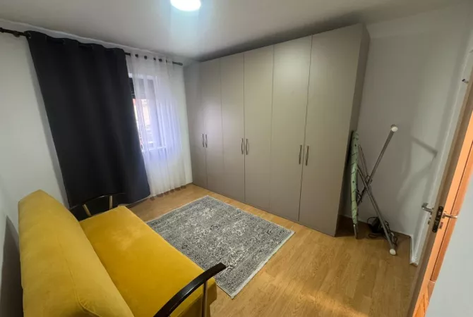 Shtepi me qera 2+1 ne Tirane - 55,000 Leke