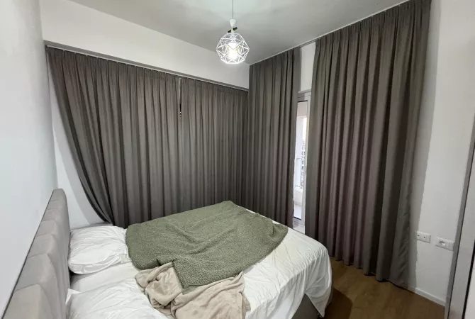 Shtepi me qera Apartament ne Tirane, 2+1, Mobilimi E mobiluar, Pagesa 55,000  Leke.