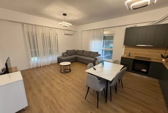 Shtepi me qera Apartament ne Tirane, 2+1, Mobilimi E mobiluar, Pagesa 55,000  Leke.