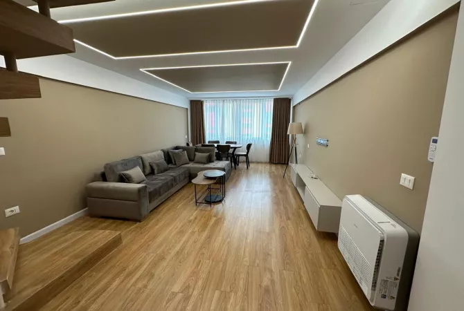 Shtepi me qera 2+1 ne Tirane - 1,300 Euro