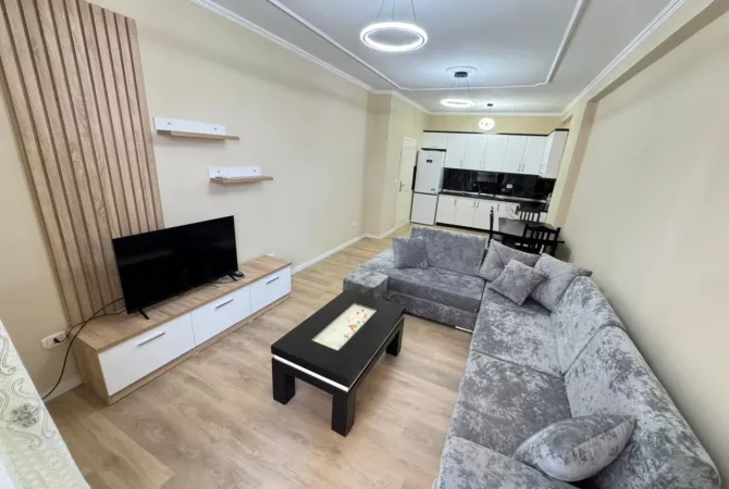Shtepi me qera Apartament ne Tirane, 1+1, Mobilimi E mobiluar, Pagesa 60,000  Leke.