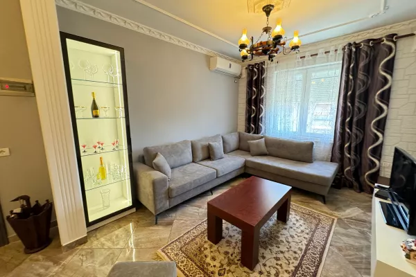 Casa in affitto 2+1 a Tirana - 900 Euro