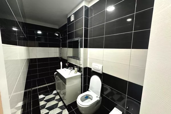 Shtepi me qera Apartament ne Tirane, 2+1, Mobilimi E mobiluar, Pagesa 700  Euro.