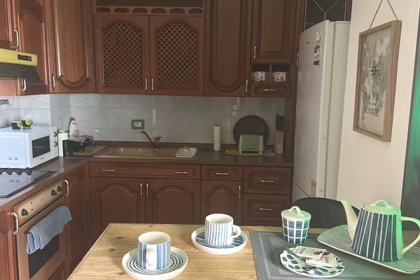 Shtepi me qera Apartament ne Tirane, 2+1, Mobilimi E mobiluar, Pagesa 750  Euro.