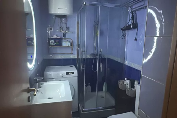 Shtepi me qera Apartament ne Tirane, 2+1, Mobilimi E mobiluar, Pagesa 750  Euro.