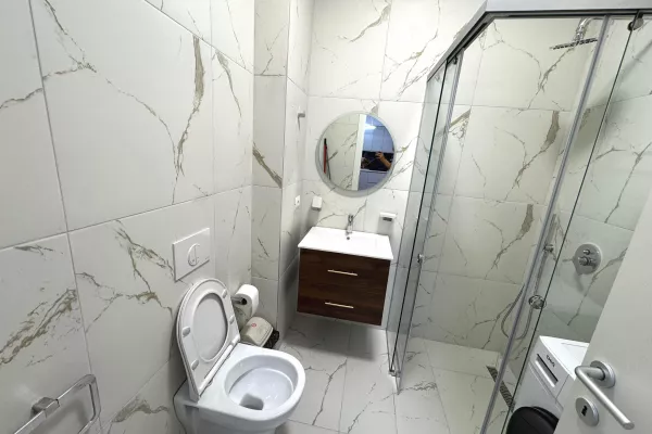 Shtepi me qera Apartament ne Tirane, 1+1, Mobilimi E mobiluar, Pagesa 700  Euro.