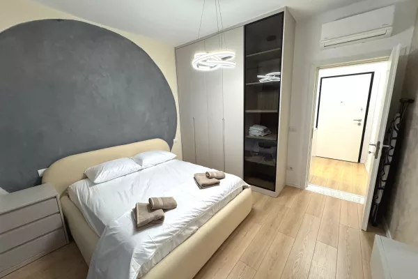 Shtepi me qera Apartament ne Tirane, 1+1, Mobilimi E mobiluar, Pagesa 700  Euro.