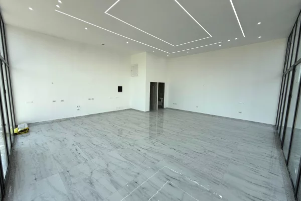 Ambient biznesi ne shitje 1+1 ne Tirane - 214,600 Euro