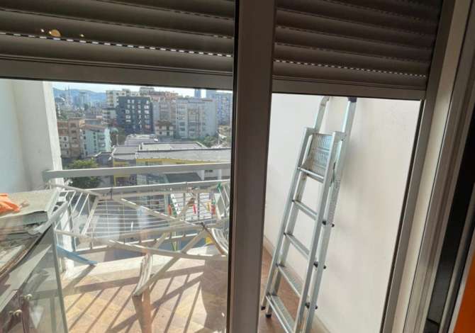 Shtepi me qera 5+1 ne Tirane - 550 Euro
