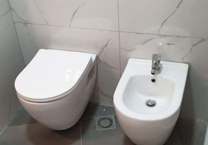 Shtepi me qera  ne Tirane, 1+1, Mobilimi E mobiluar, Pagesa 400  Euro.