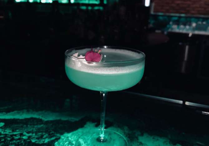 Njoftime Pune ne Durres, Profesioni Kamariere  , , Pagesa Me Marreveshje.