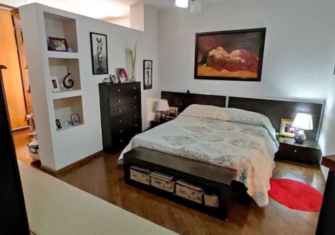 Shtepi ne shitje  ne Tirane, 5+1, Mobilimi Pjeserisht e mobiluar, Pagesa 165,000  Euro.