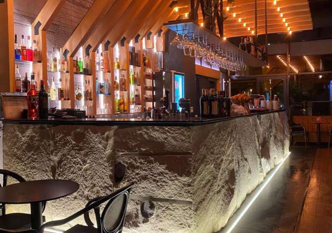 Njoftime Pune ne Tirane, Profesioni Kamarier/e, Banakier/e, Sanitare  , , Pagesa Me Marreveshje.