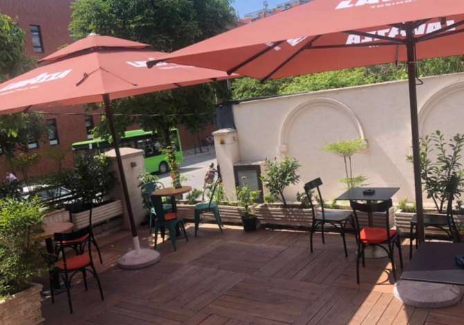 Njoftime Pune per Kamarier, Banakier  ne Tirane