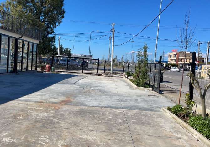 Njoftime Pune ne Lushnje, Profesioni Kuzhinier, Ndihmes Kuzhinier,Patruese  2 kamarier/e,2 banakier/e,Punetor magazine  , , Pagesa Me Marreveshje.