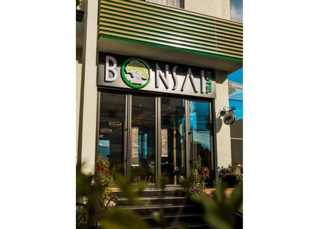 Njoftime Pune ne Tirane, Profesioni Kamarier, Sanitare  , , Pagesa Me Marreveshje.