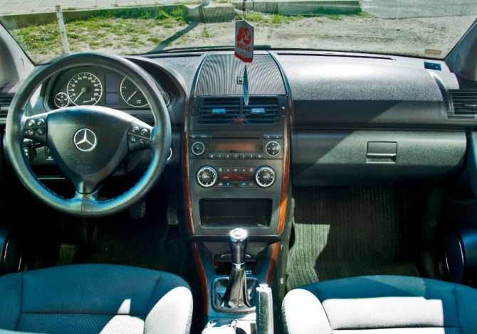 Noleggio Auto  a Valona - 33 Euro