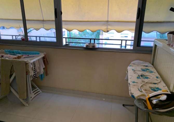 Shtepi ne shitje  ne Tirane, 2+1, Mobilimi E mobiluar, Pagesa 165,000  Euro.