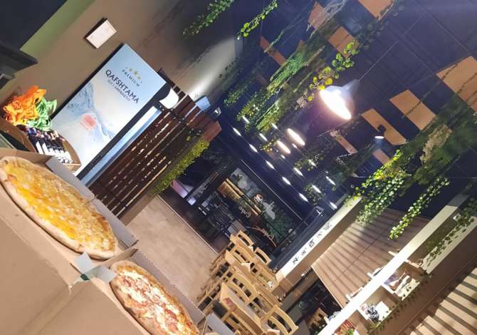 Jepet me qera piceri dhe kreperi