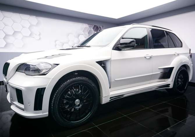 Jepet makina Bmw X5 Asma me qera duke filluar nga 90 euro dita.