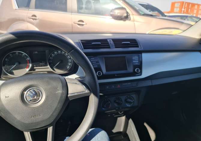 Jepet makina Skoda Fabia me qera duke filluar nga 30 Euro/Dita