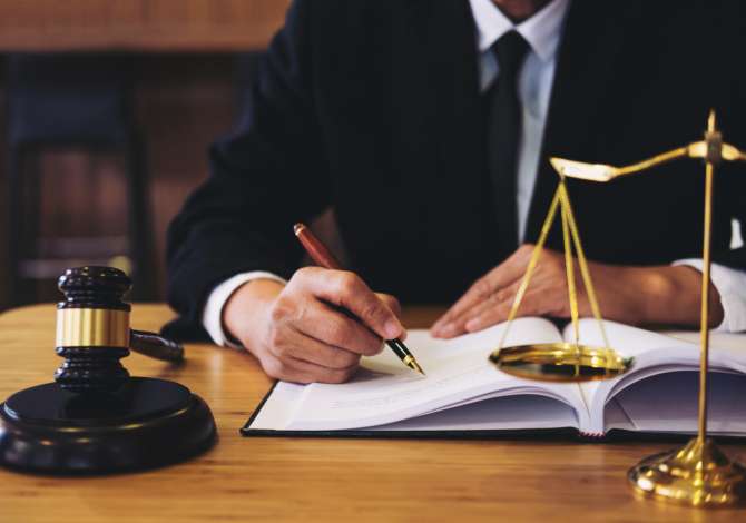 Njoftime Pune Jurist/e