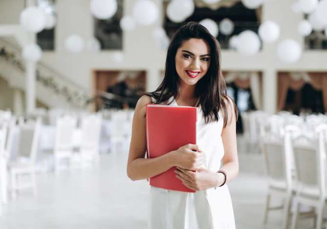 Njoftime Pune Hostess, Piare