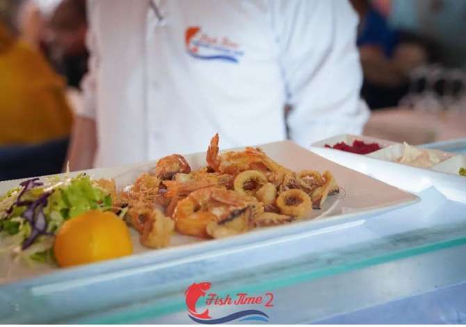 Njoftime Pune ne Tirane, Profesioni Kamarier,  Kuzhinier , , Pagesa Me Marreveshje.