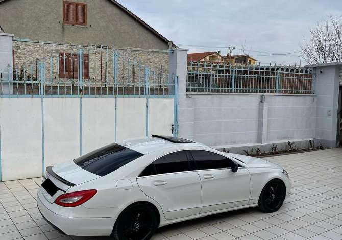 Jepet makina Mercedes Benz  Cls me qera duke filluar nga 130 euro dita