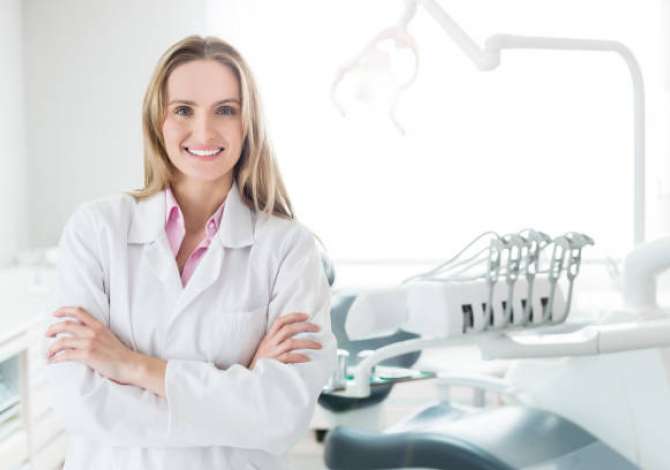 Njoftime Pune Mjeke Stomatologe/Asistente Dentare