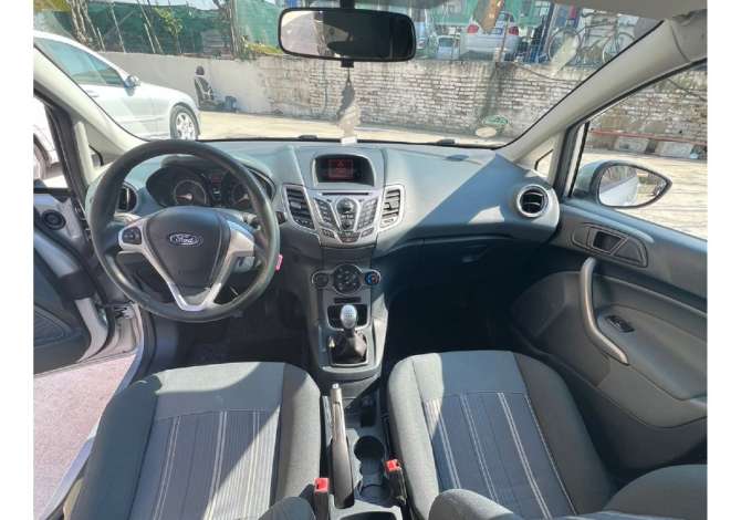 Makina me qera ne Tirane - 30 Euro