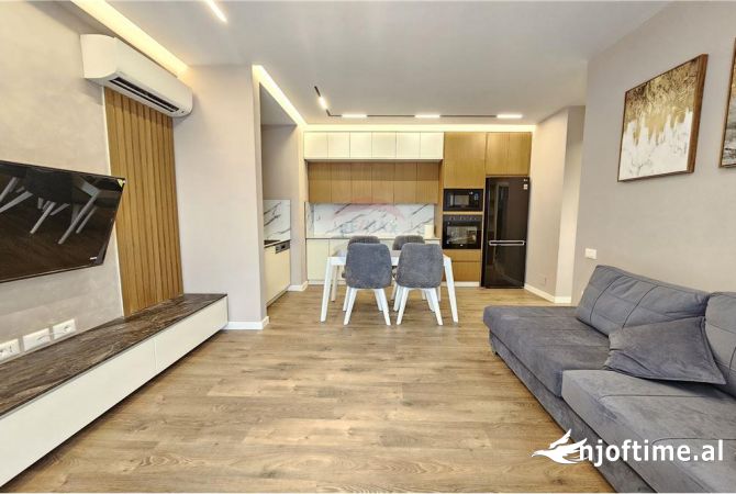 Casa in affitto 2+1 a Tirana - 1,000 Euro