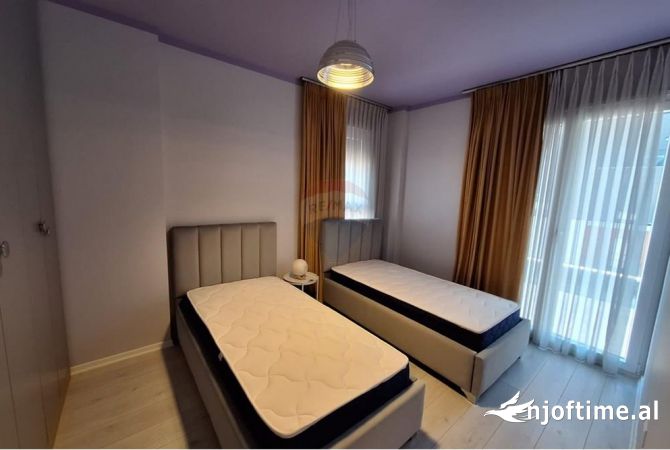 Shtepi me qera 2+1 ne Tirane - 800 Euro