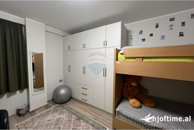 Shtepi me qera Apartament ne Tirane, 2+1, Mobilimi E mobiluar, Pagesa 750  Euro.