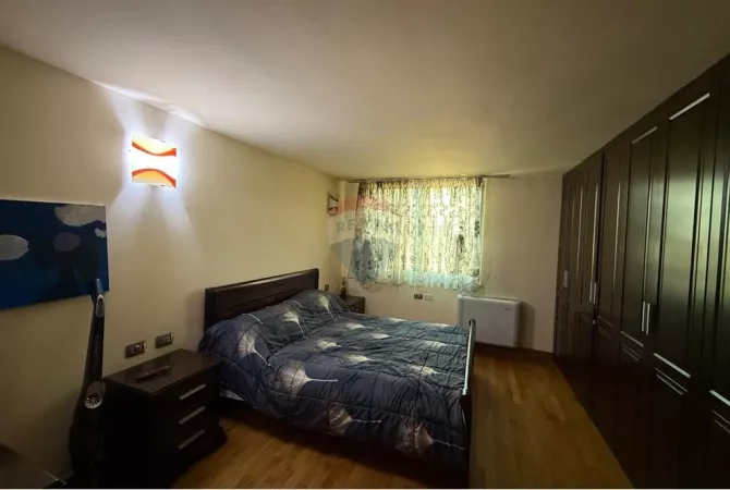 Shtepi me qera 3+1 ne Tirane - 2,200 Euro