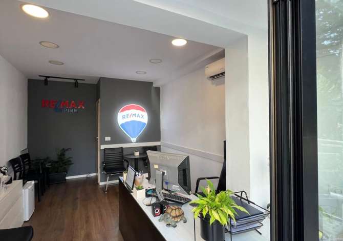Ambient biznesi me qera 3+1 ne Tirane - 400 Euro