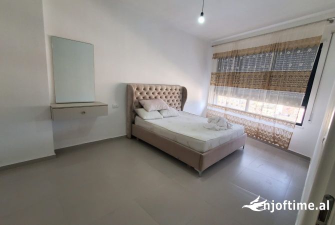 Shtepi me qera 1+1 ne Tirane - 400 Euro