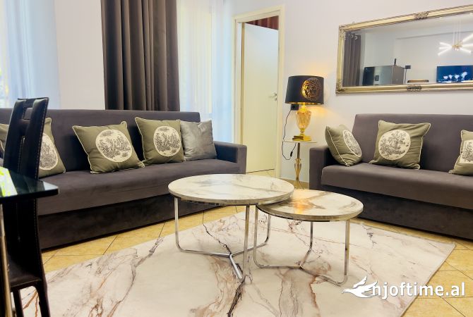 Shtepi me qera 2+1 ne Tirane - 780 Euro