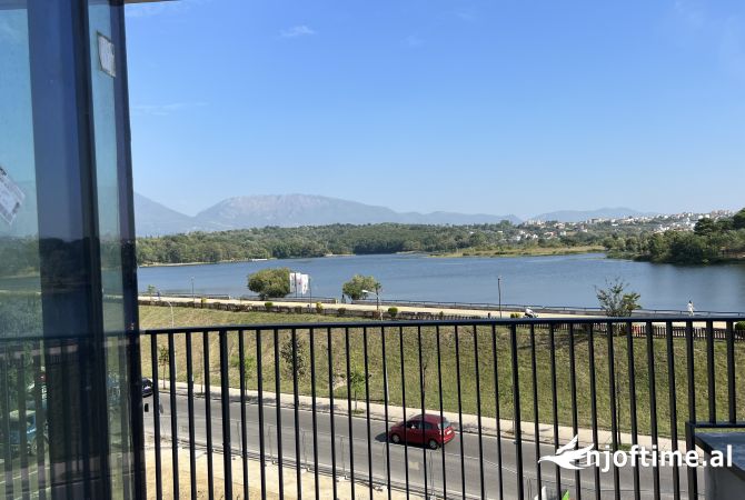 APARTAMENT 3+1+2+1DEPO+2 POSTE PARKINGU TEK ''LAKE VIEW''!