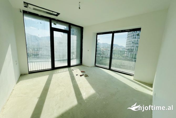 Apartment for sale in Tirana 3+1, Emty