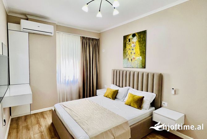 Shtepi me qera 1+1 ne Tirane - 890 Euro