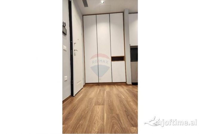 Shtepi me qera Apartament ne Tirane, 2+1, Mobilimi E mobiluar, Pagesa 1,300  Euro.