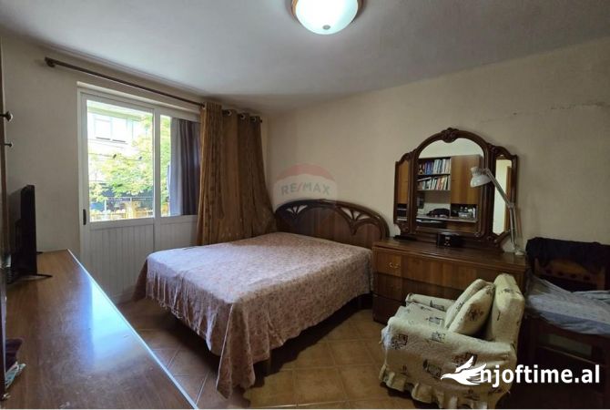 Shtepi ne shitje 3+1 ne Tirane - 230,000 Euro