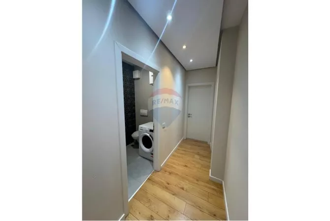 Shtepi me qera Apartament ne Tirane, 2+1, Mobilimi E mobiluar, Pagesa 750  Euro.